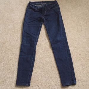 Power skinny Guess jeans!